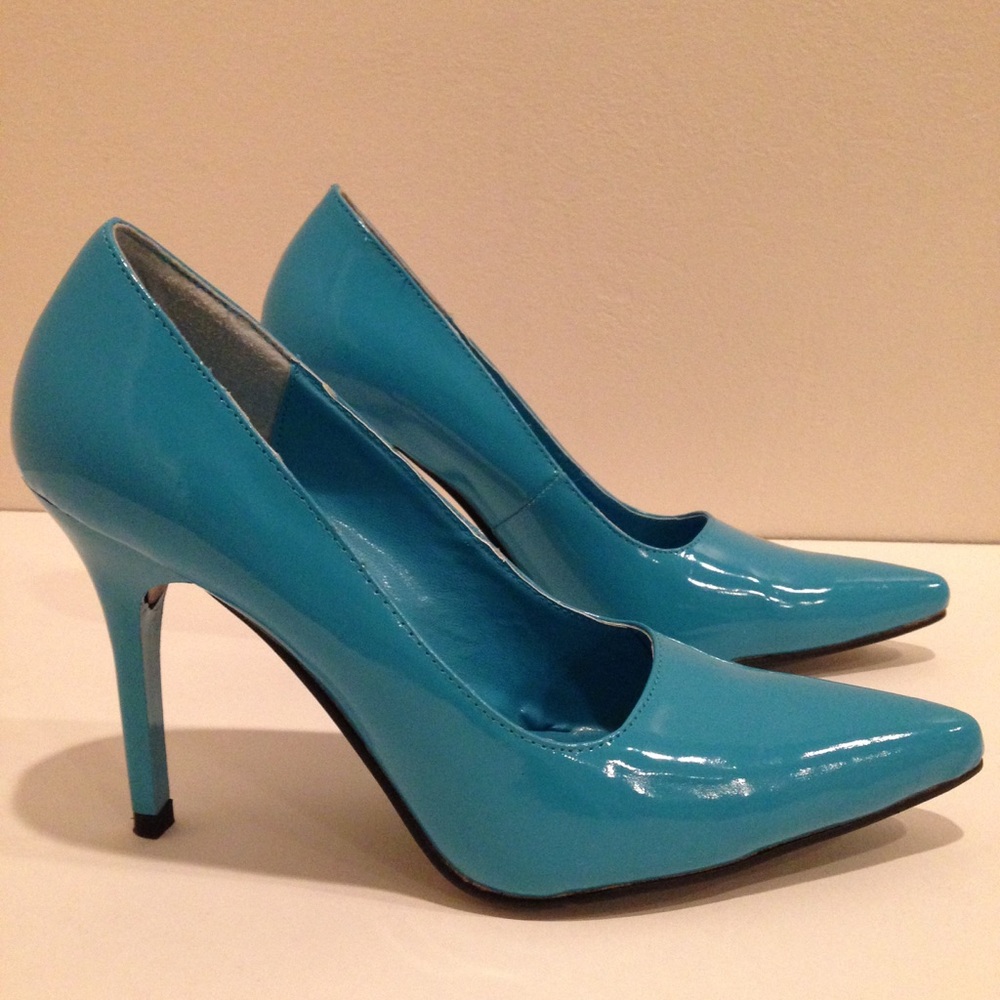 COPY - Turquoise pumps